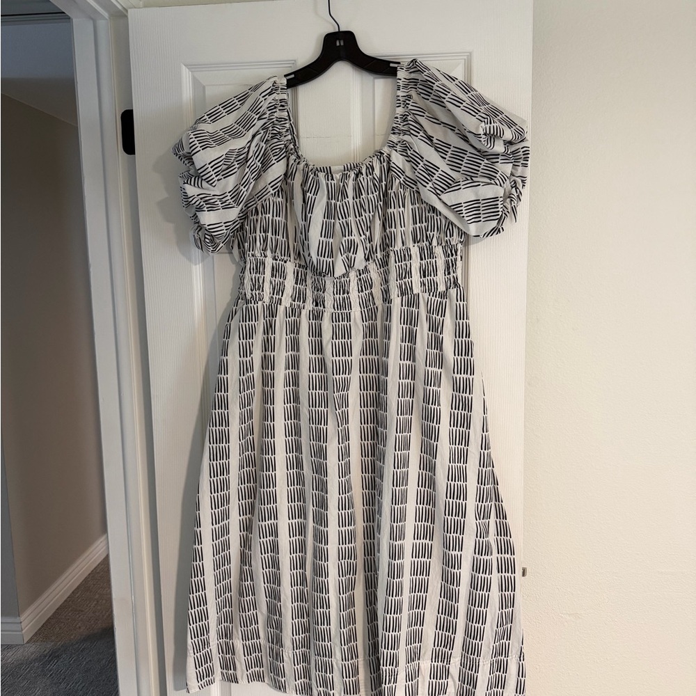 MAEVE PUFF-SLEEVE SQUARE-NECK SMOCKED MIDI DRESS